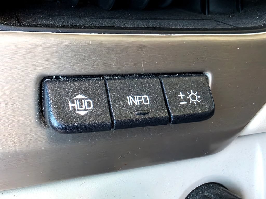 Used 2018 GMC Yukon Denali w/ Denali Ultimate Package AWD/4WD image 27