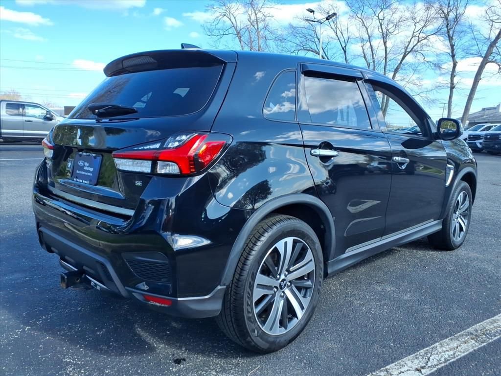 Used 2022 Mitsubishi Outlander Sport SE image 2