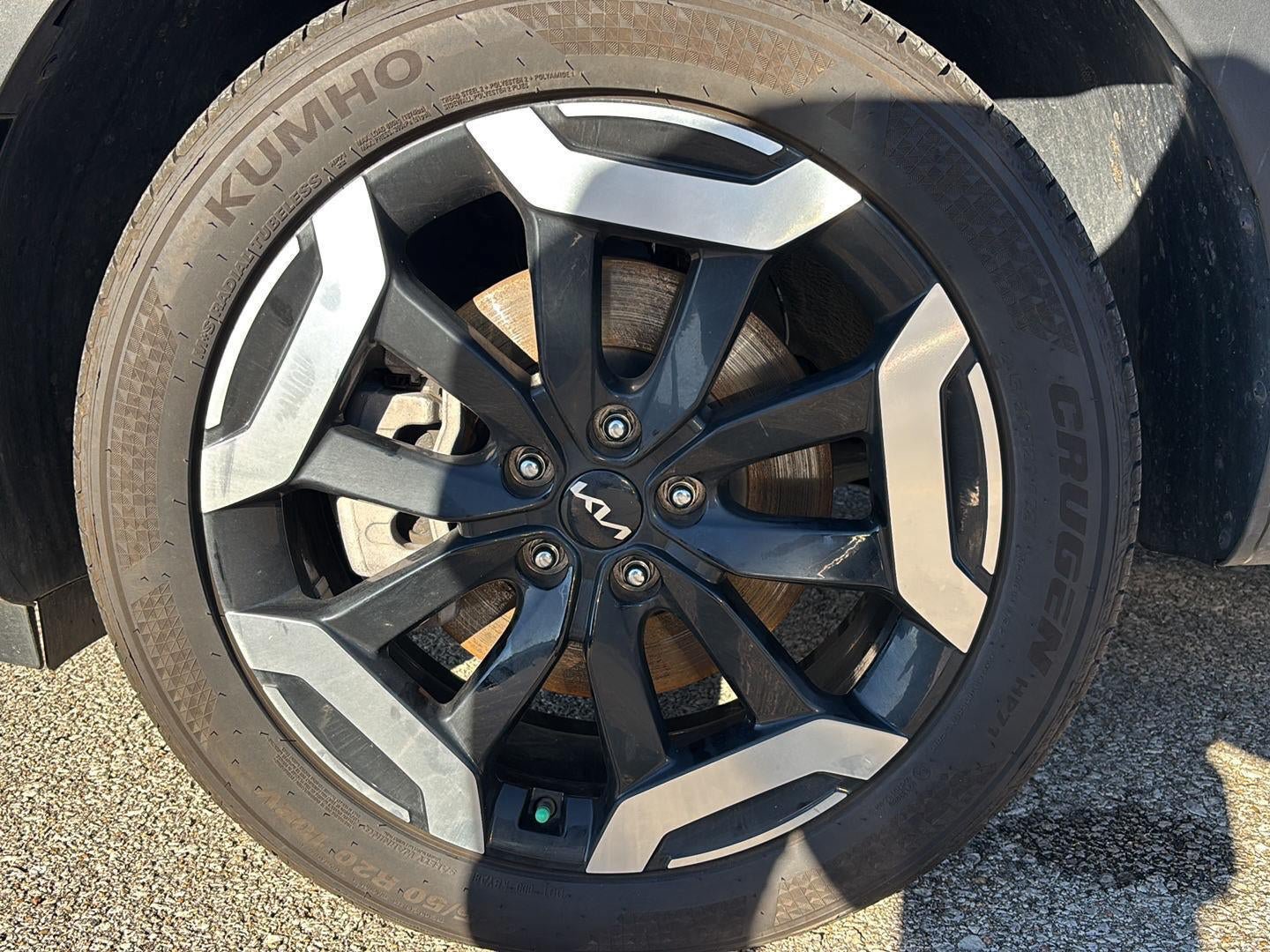 Certified 2025 Kia Telluride S FWD image 31