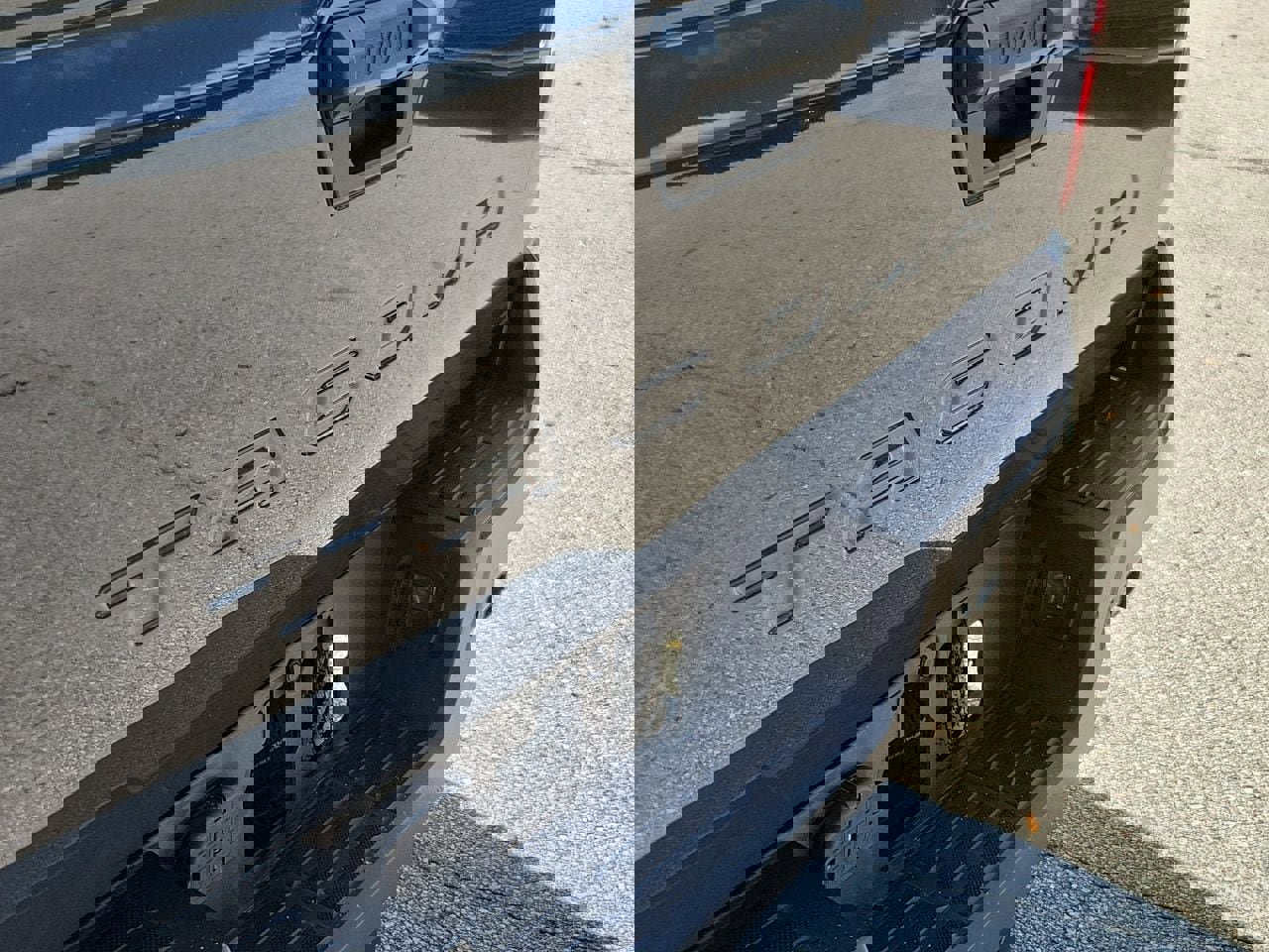 Used 2024 Toyota Tacoma SR5 w/ SR5 Upgrade Package image 6