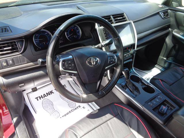 Used 2015 Toyota Camry XLE w/ Moonroof Package FWD image 31