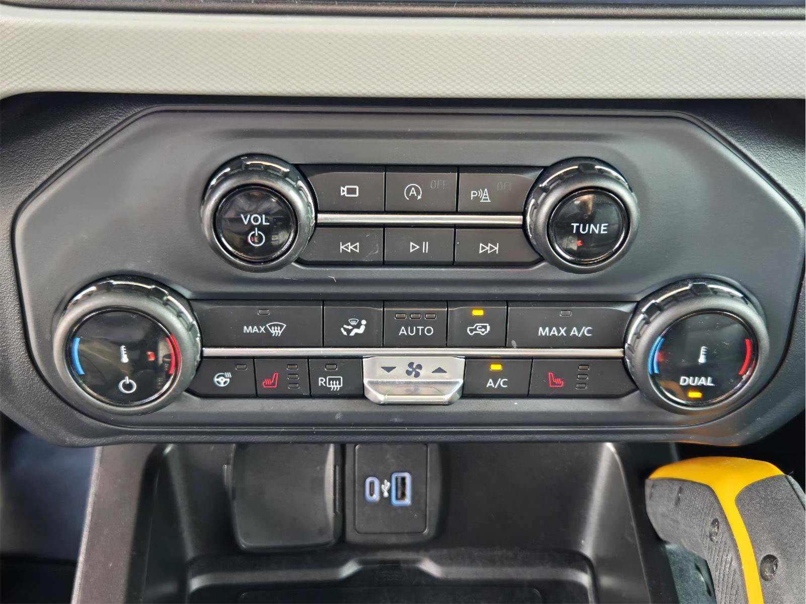 Used 2022 Ford Bronco Badlands AWD/4WD image 17