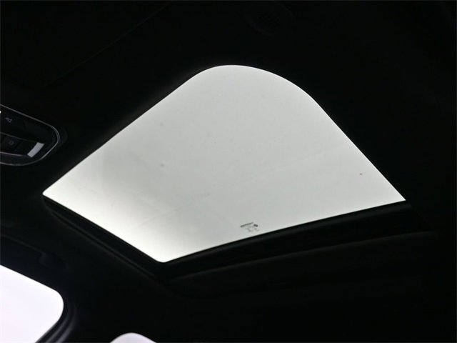 New 2025 Jeep Grand Cherokee Altitude image 19