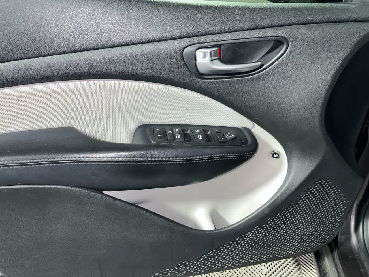 Used 2014 Dodge Dart SXT FWD image 13