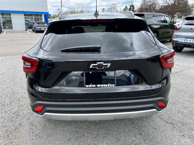 New 2026 Chevrolet Trax LT FWD image 4