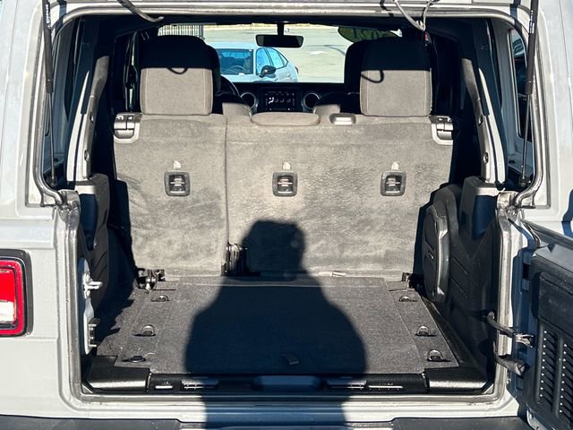 Used 2021 Jeep Wrangler Unlimited Sahara w/ Uconnect 4C Nav & Sound Group image 16