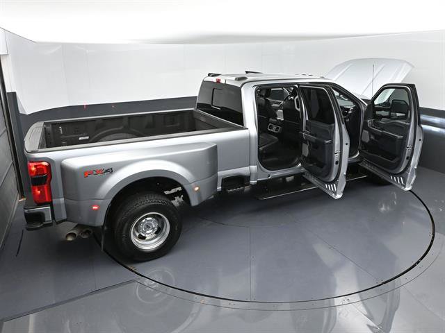 Used 2024 Ford F350 Lariat w/ Lariat Ultimate Package AWD/4WD image 50