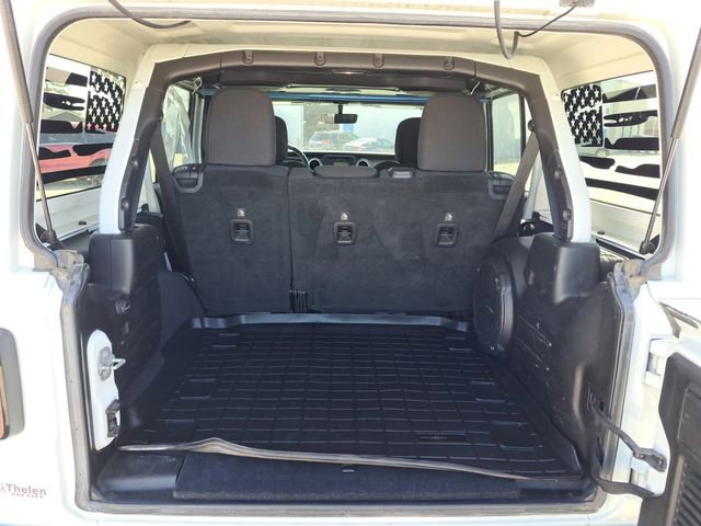 Used 2018 Jeep Wrangler Unlimited Sahara w/ Uconnect 4C Nav & Sound Group AWD/4WD image 24