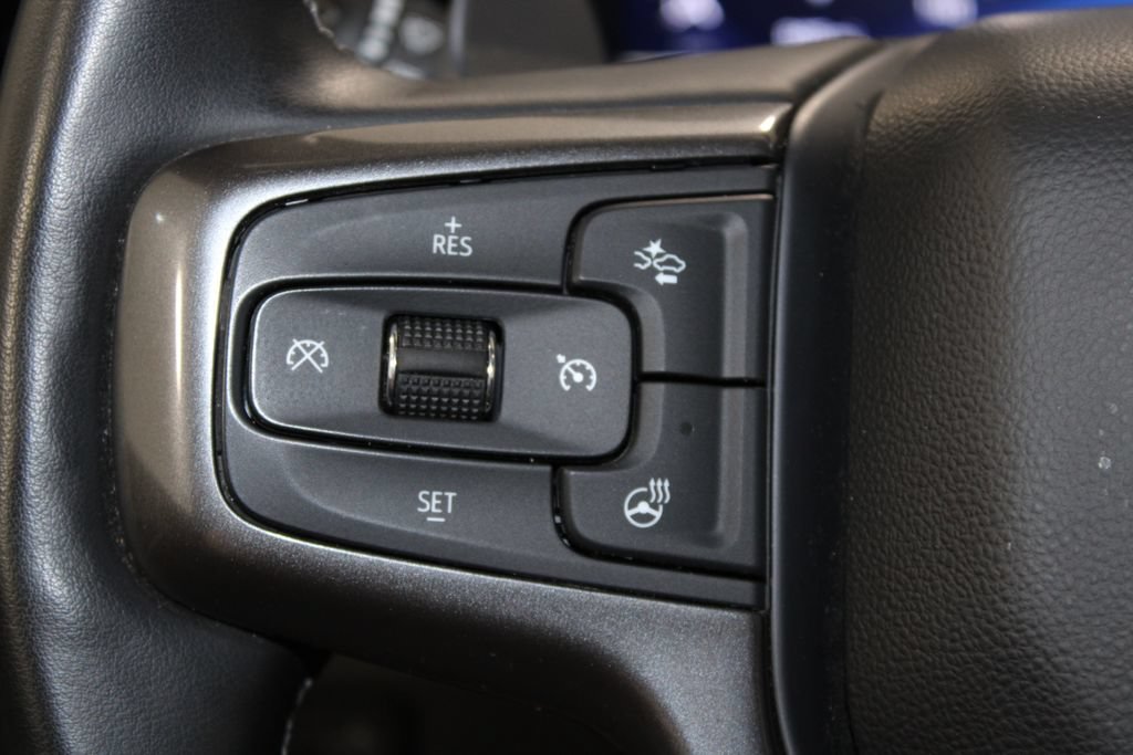 Used 2024 Chevrolet Silverado 1500 High Country w/ Technology Package AWD/4WD image 39