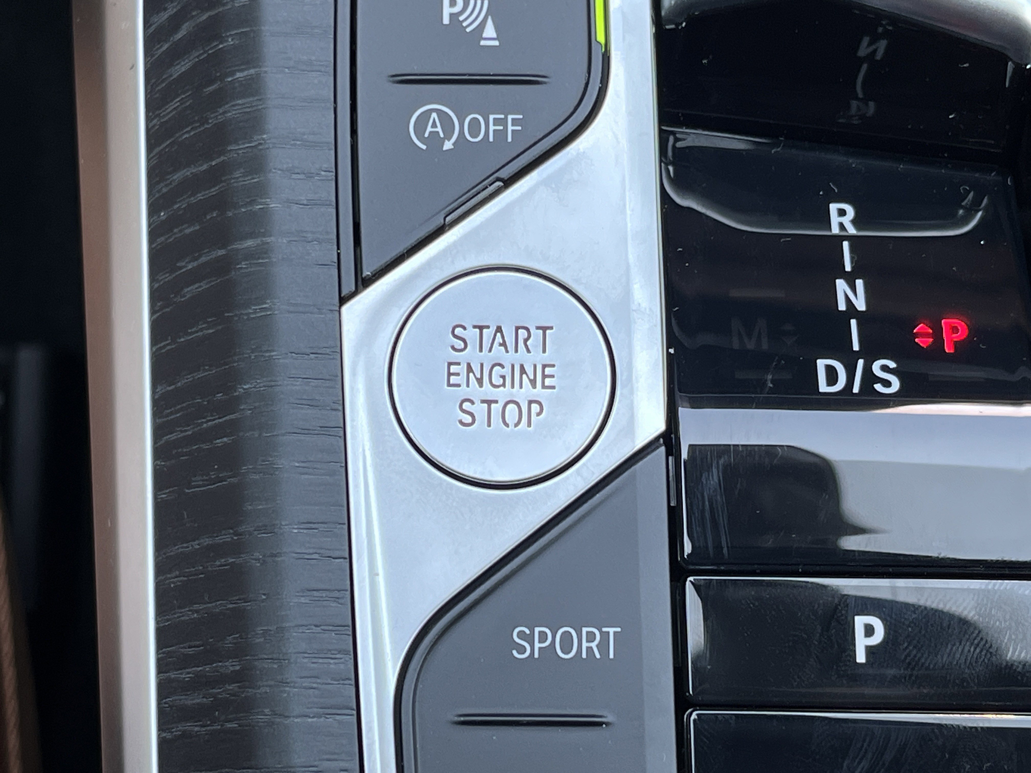 New 2025 BMW 330i Sedan w/ M Sport Package image 11