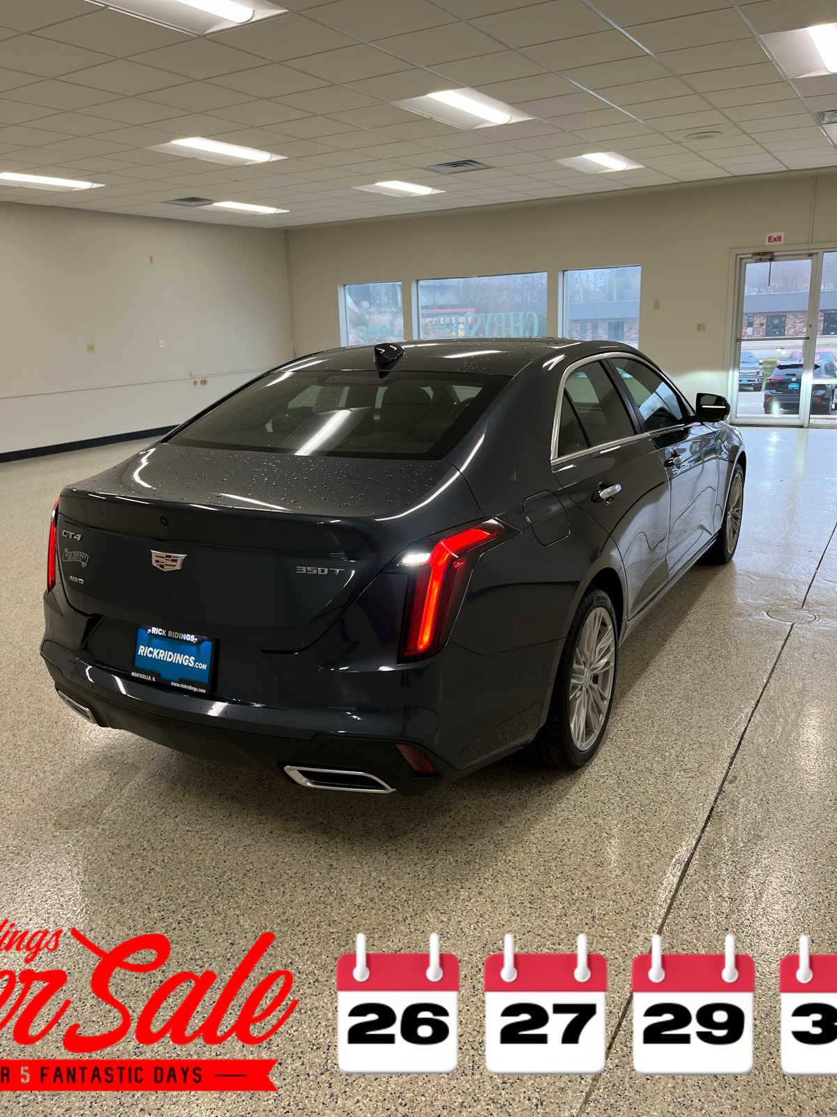 Used 2025 Cadillac CT4 Premium Luxury image 5