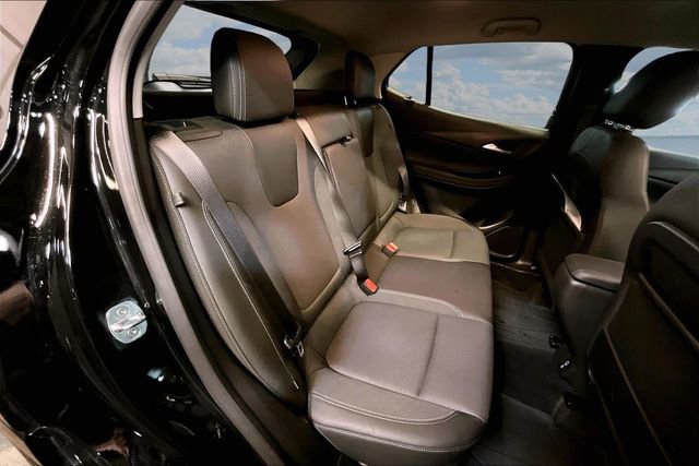 Used 2023 Buick Encore GX Select w/ Sport Touring Package image 25
