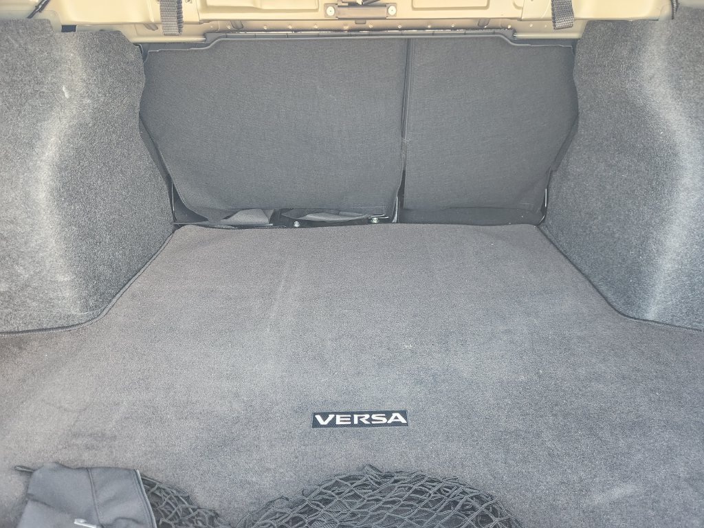 Used 2025 Nissan Versa SV w/ Trunk Package FWD image 22