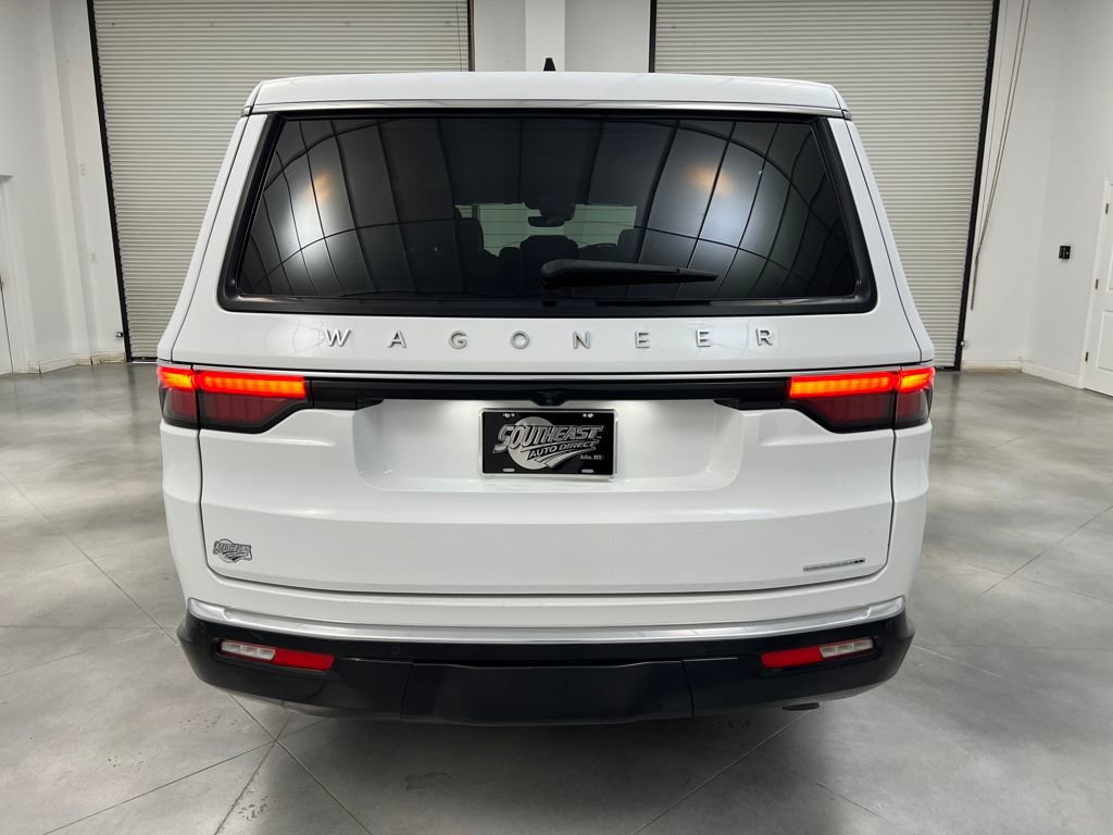 Used 2024 Jeep Wagoneer L Series II w/ Flexible Seating Group image 6