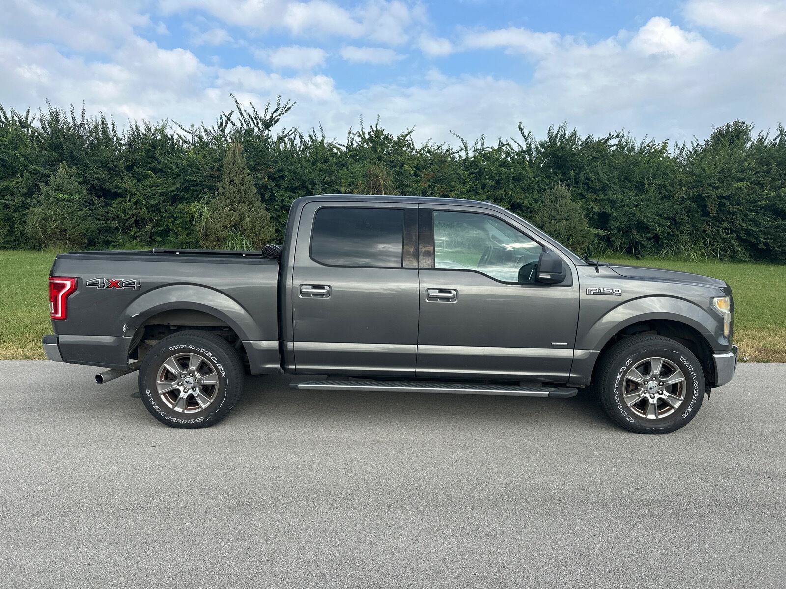 Used 2016 Ford F150 XLT w/ Equipment Group 302A Luxury AWD/4WD image 10