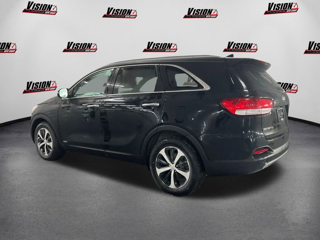 Used 2017 Kia Sorento EX image 7