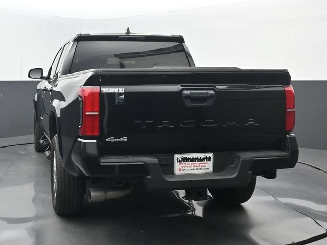 Used 2024 Toyota Tacoma SR5 AWD/4WD image 4