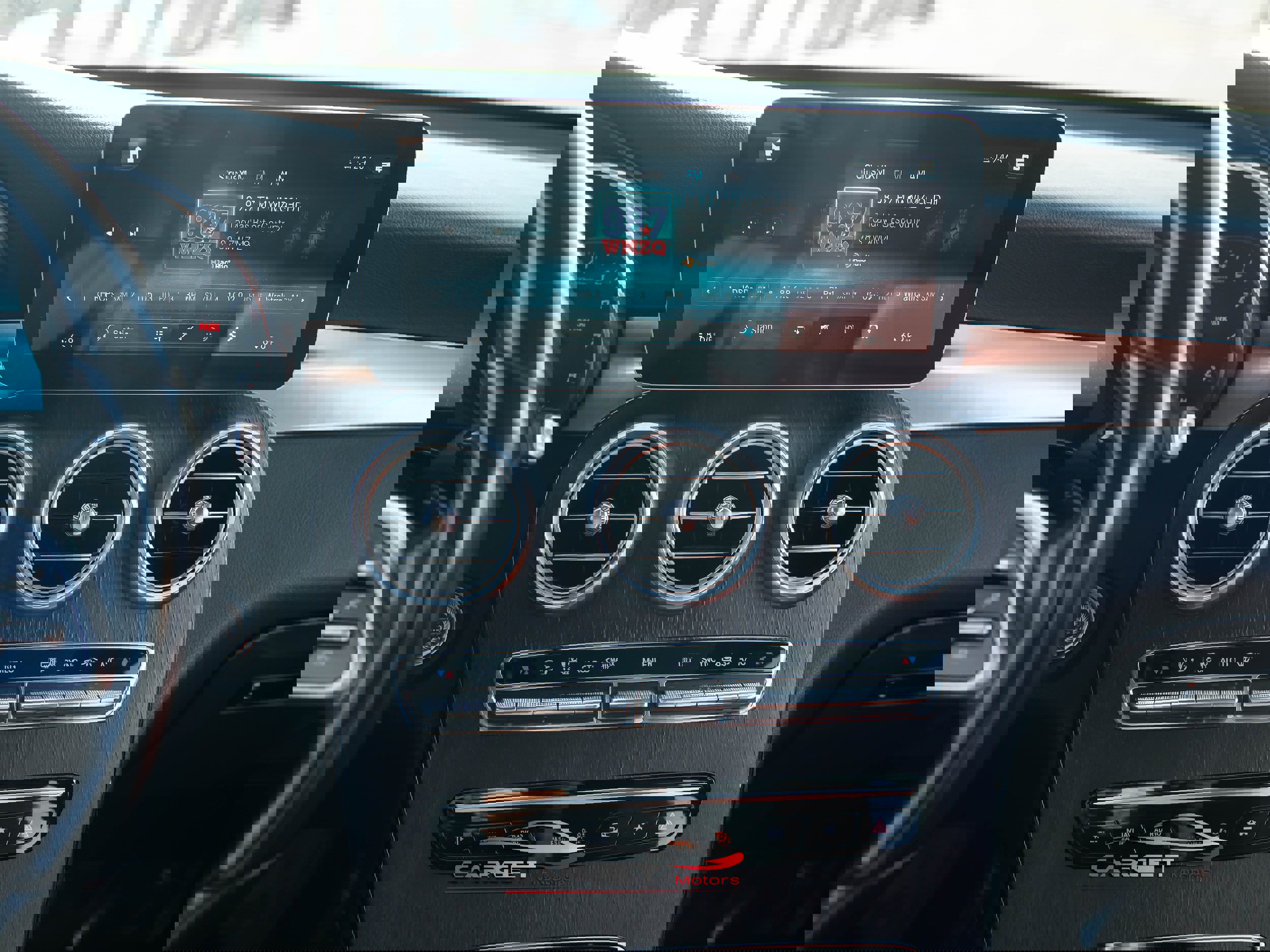 Used 2020 Mercedes-Benz GLC 300 4MATIC Coupe image 29