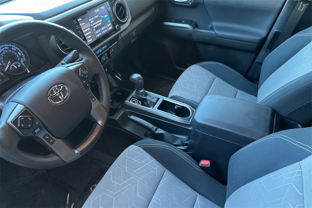 Used 2023 Toyota Tacoma TRD Sport w/ Technology Package image 10
