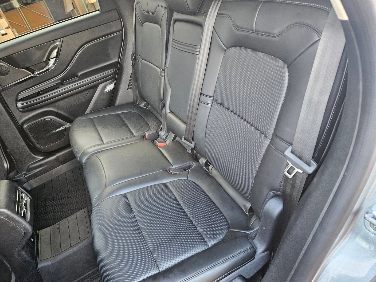 Used 2024 Lincoln Corsair Reserve w/ Towing Package AWD/4WD image 29