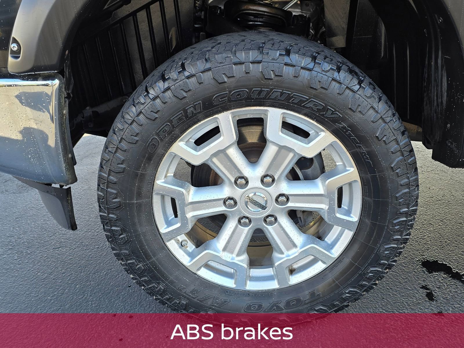 Used 2017 Nissan Titan SL AWD/4WD image 10