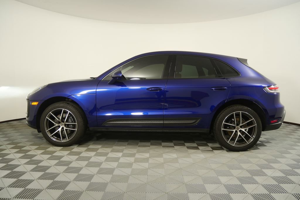 Used 2025 Porsche Macan image 6