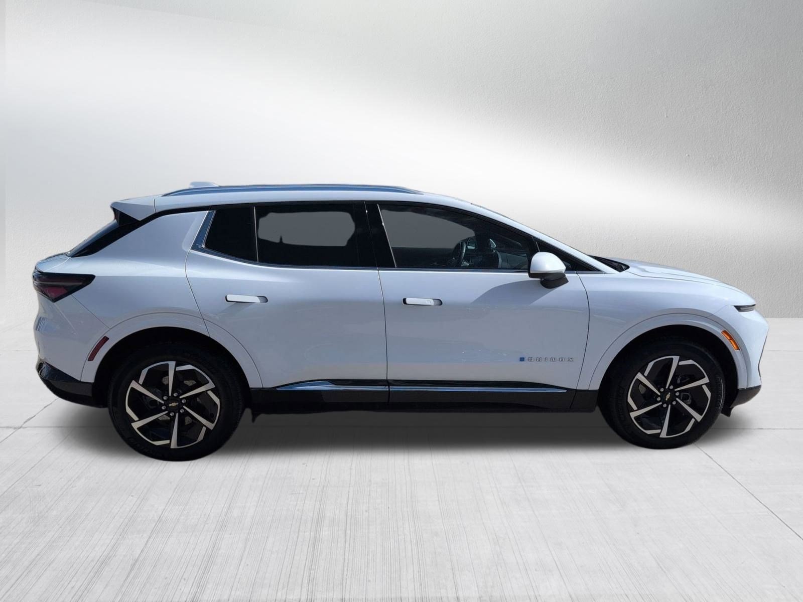 Certified 2024 Chevrolet Equinox EV LT w/ LPO, All-Weather Mat Package image 6