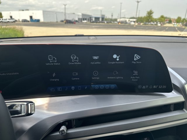 New 2026 Cadillac Vistiq Luxury w/ LPO, Floor Liner Package image 15