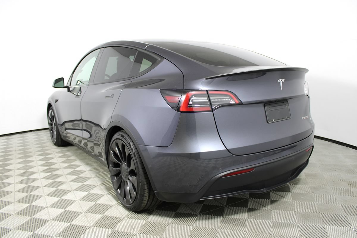 Used 2022 Tesla Model Y Performance AWD/4WD image 25