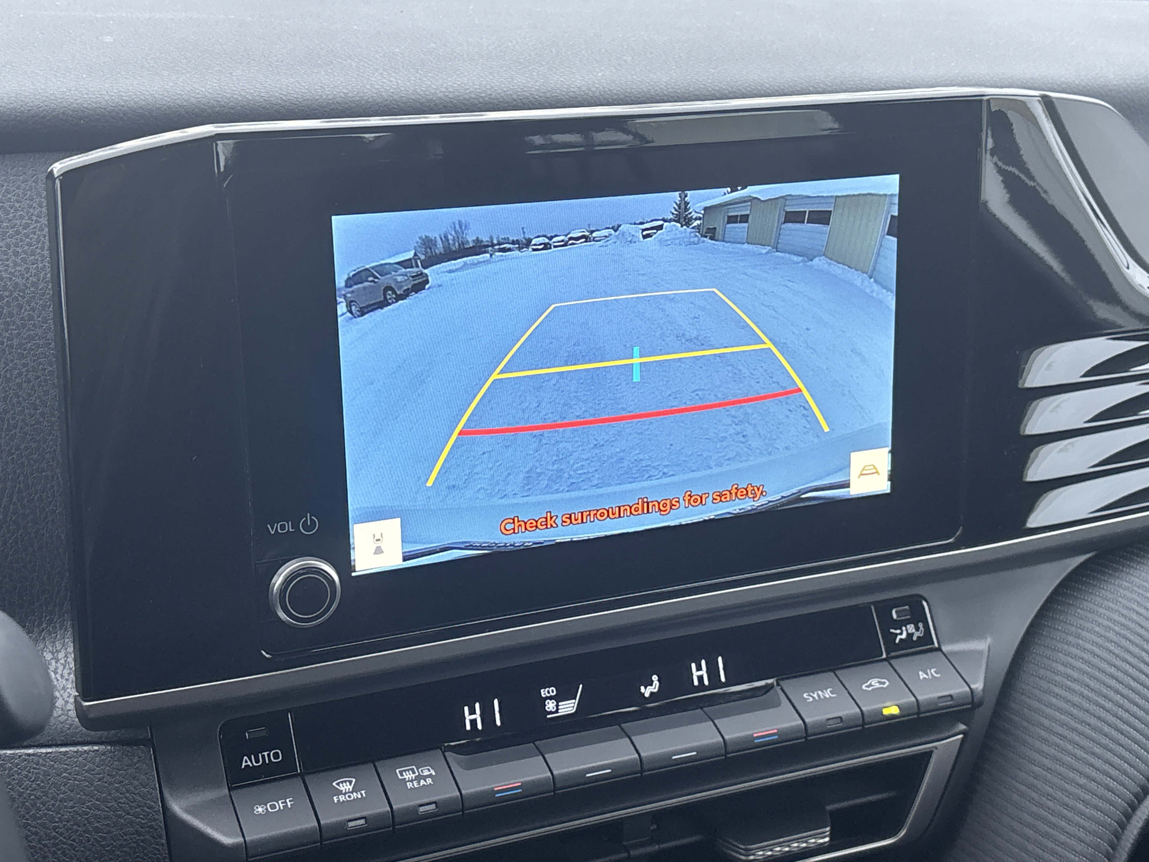 Used 2025 Toyota Camry SE image 17