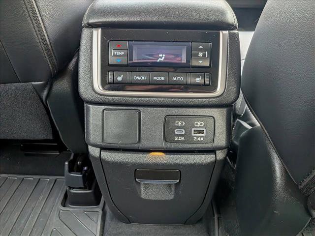 Used 2024 Subaru Ascent Limited AWD/4WD image 16