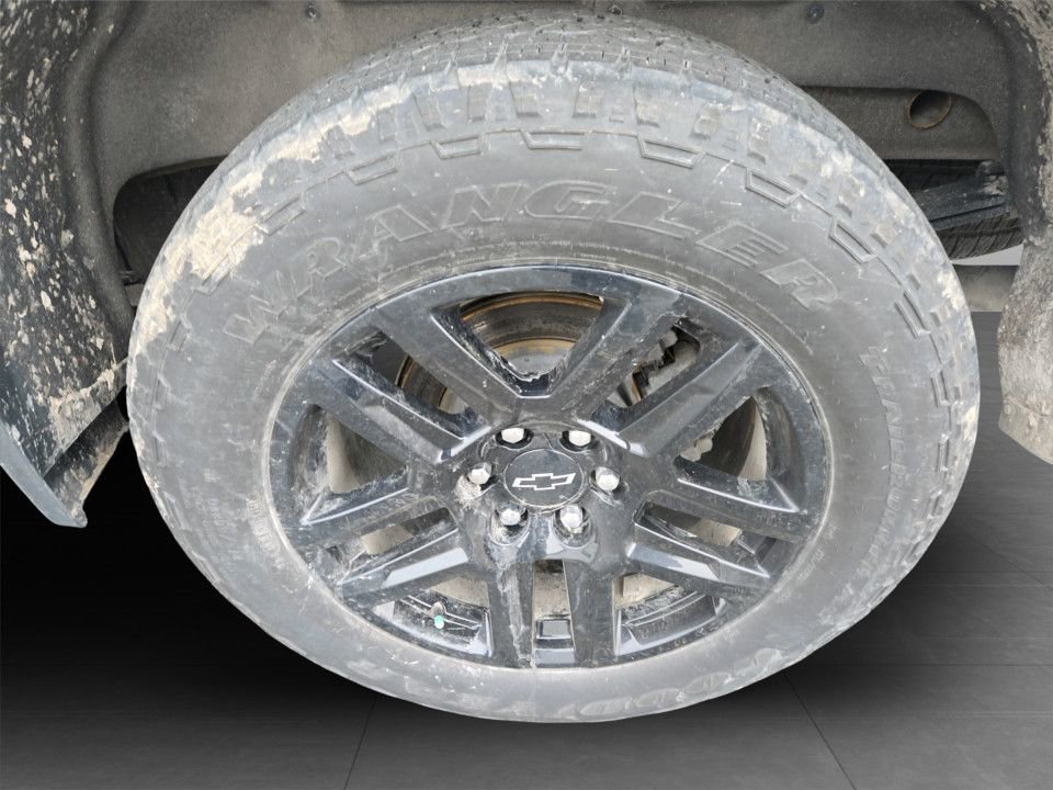 Used 2024 Chevrolet Silverado 1500 RST w/ Convenience Package II image 34