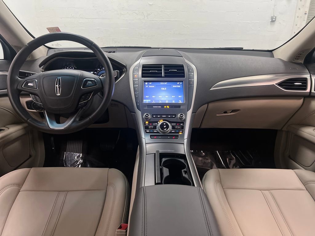 Used 2020 Lincoln MKZ w/ Convenience Package FWD image 14