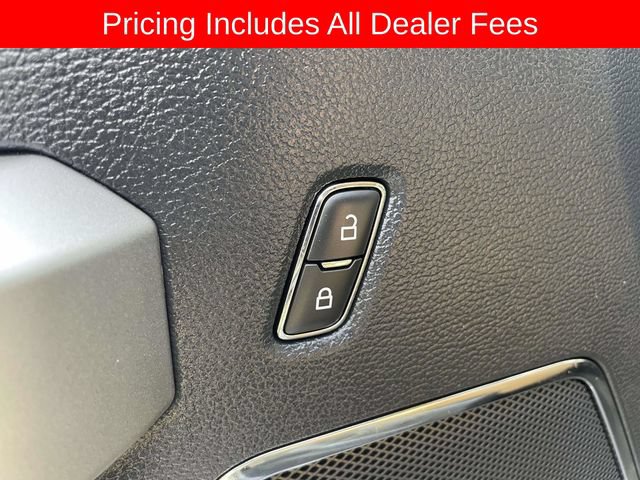 Used 2022 Ford F250 Lariat w/ FX4 Off-Road Package AWD/4WD image 22