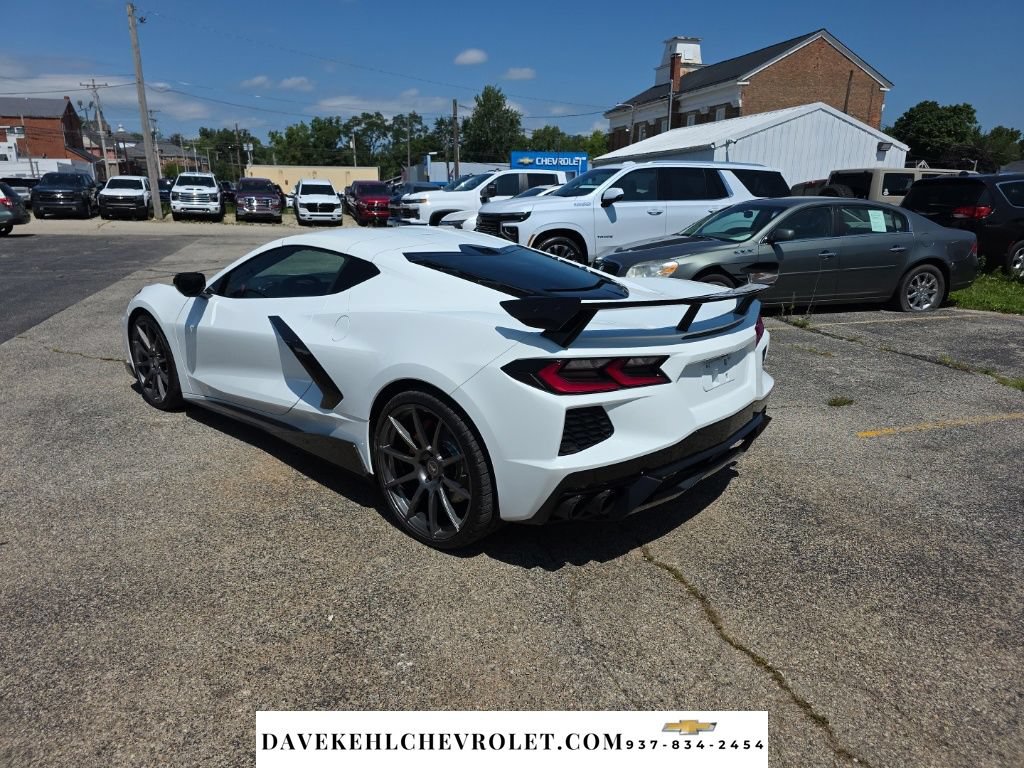 Used 2020 Chevrolet Corvette Stingray Premium Cpe w/ 3LT Preferred Equipment Group RWD image 3