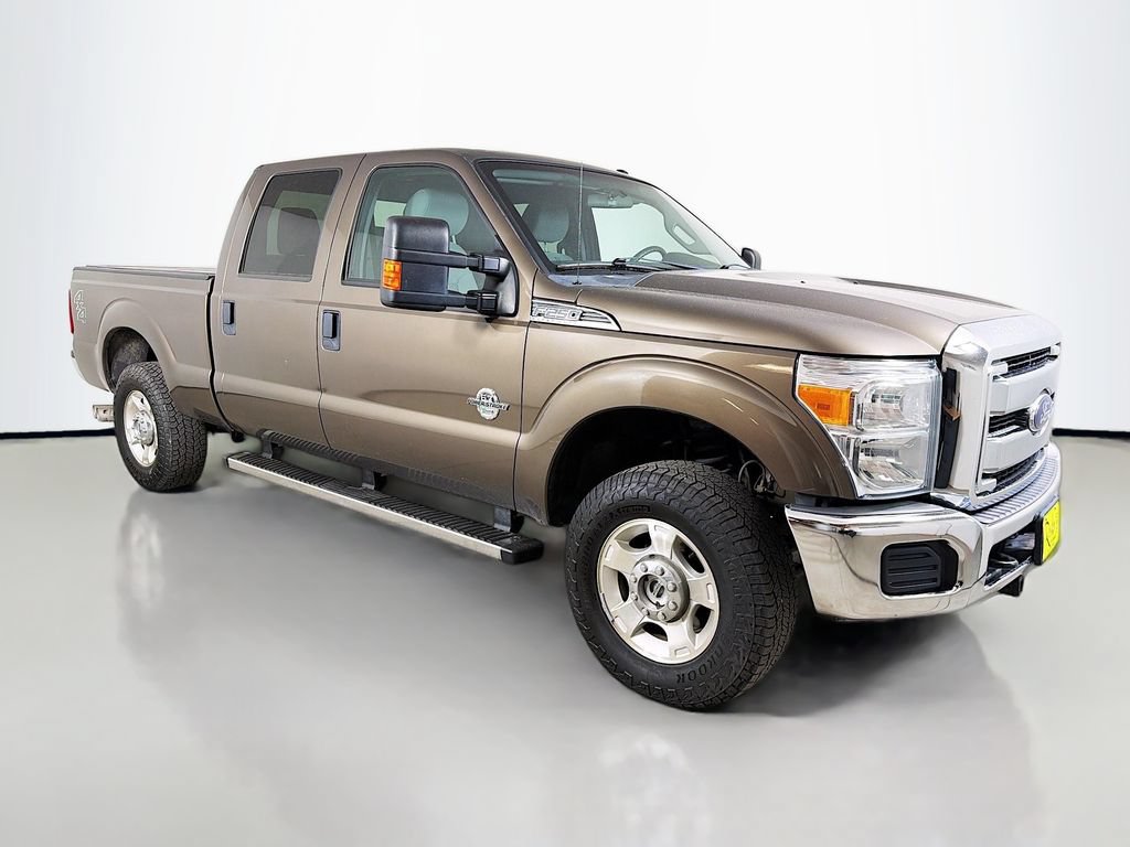 Used 2015 Ford F250 XLT w/ XLT Interior Package AWD/4WD image 4