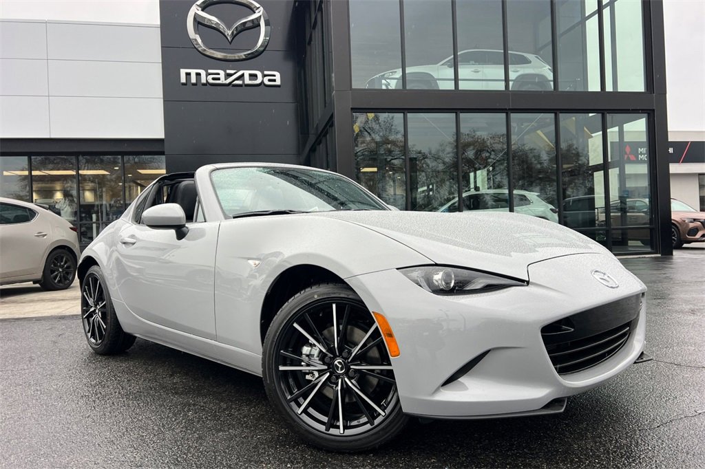 New 2025 MAZDA MX-5 Miata RF Grand Touring image 2