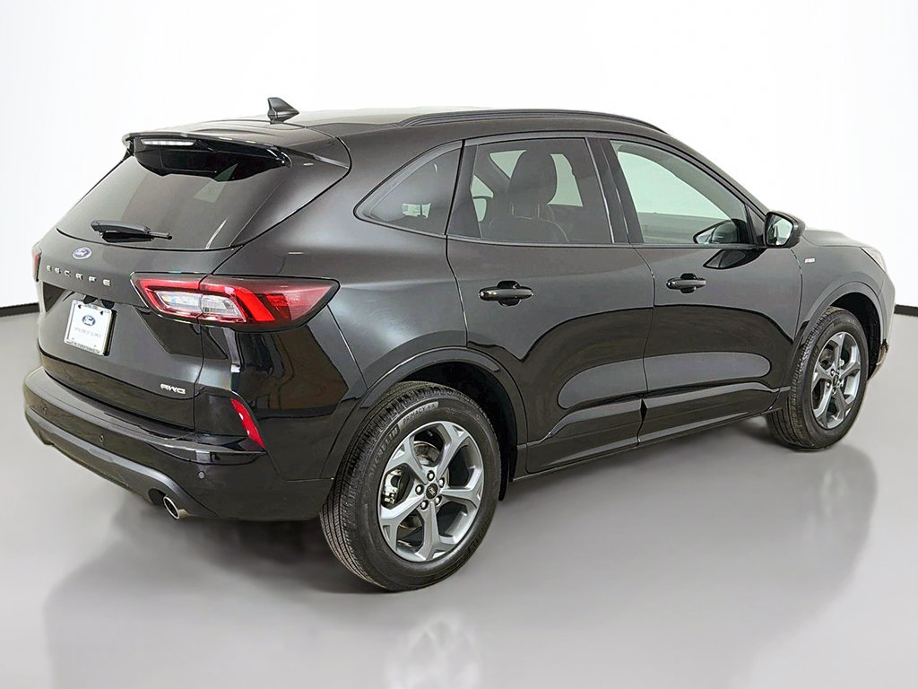 Used 2024 Ford Escape ST-Line w/ Tech Pack #1 AWD/4WD image 12