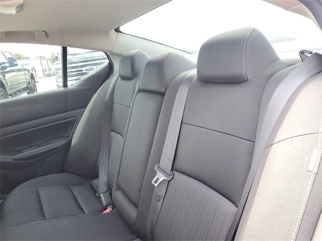 Used 2019 Nissan Altima 2.5 SV image 9