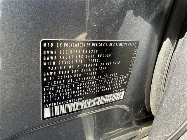 Used 2019 Volkswagen Tiguan SEL FWD image 24