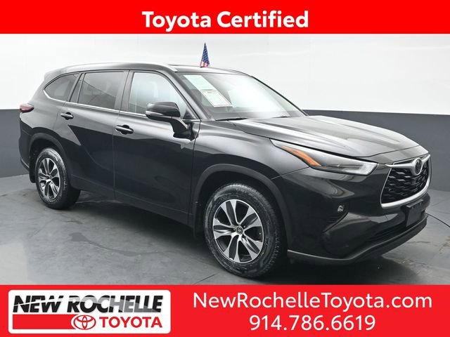 Certified 2024 Toyota Highlander XLE