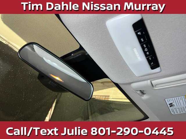 Used 2024 Nissan Versa SV FWD image 31