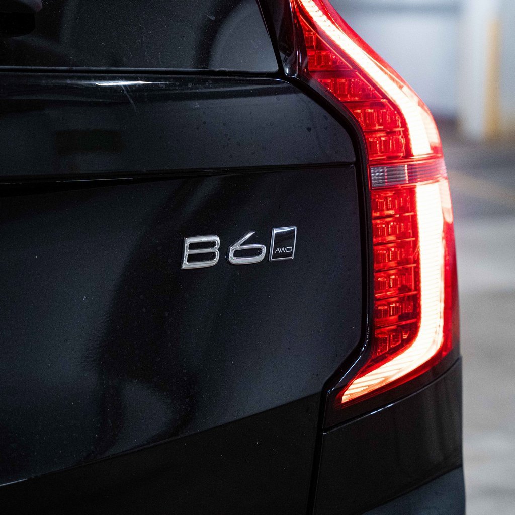 New 2026 Volvo XC90 B6 Plus w/ Protection Package Premier image 6