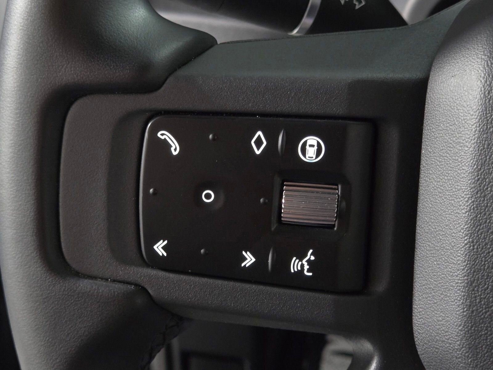 Used 2025 Land Rover Defender 110 S AWD/4WD image 25