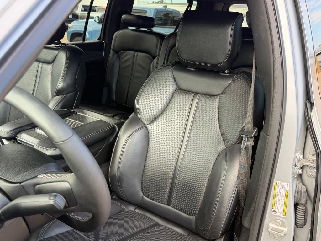 Used 2024 Jeep Wagoneer L Series II w/ Flexible Seating Group AWD/4WD image 33