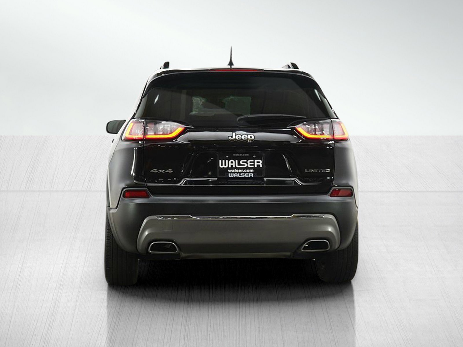 Used 2022 Jeep Cherokee Limited AWD/4WD image 4