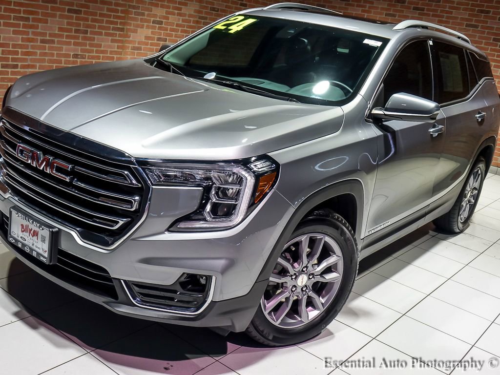 Used 2024 GMC Terrain SLT w/ Infotainment Package II image 5