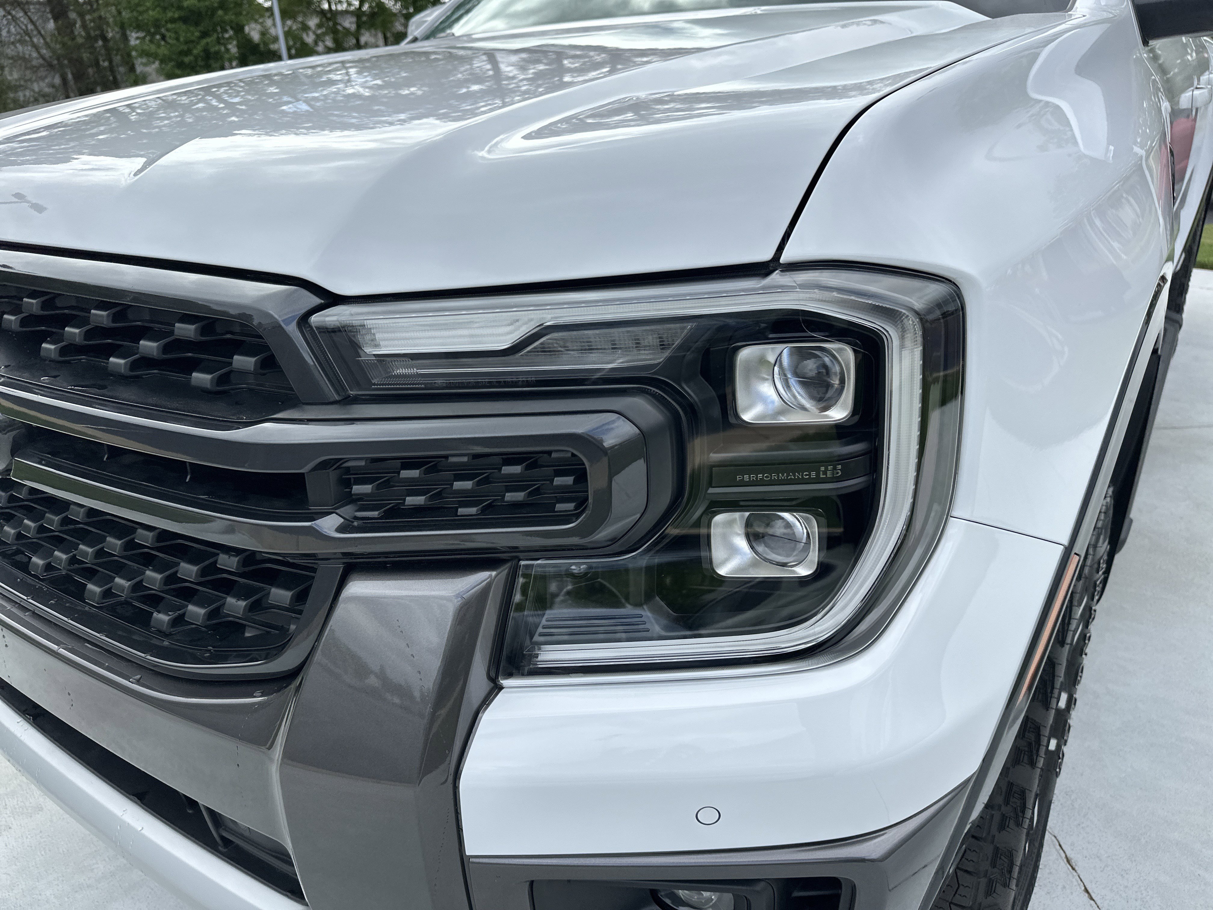 Used 2024 Ford Ranger Lariat w/ FX4 Off-Road Package image 6