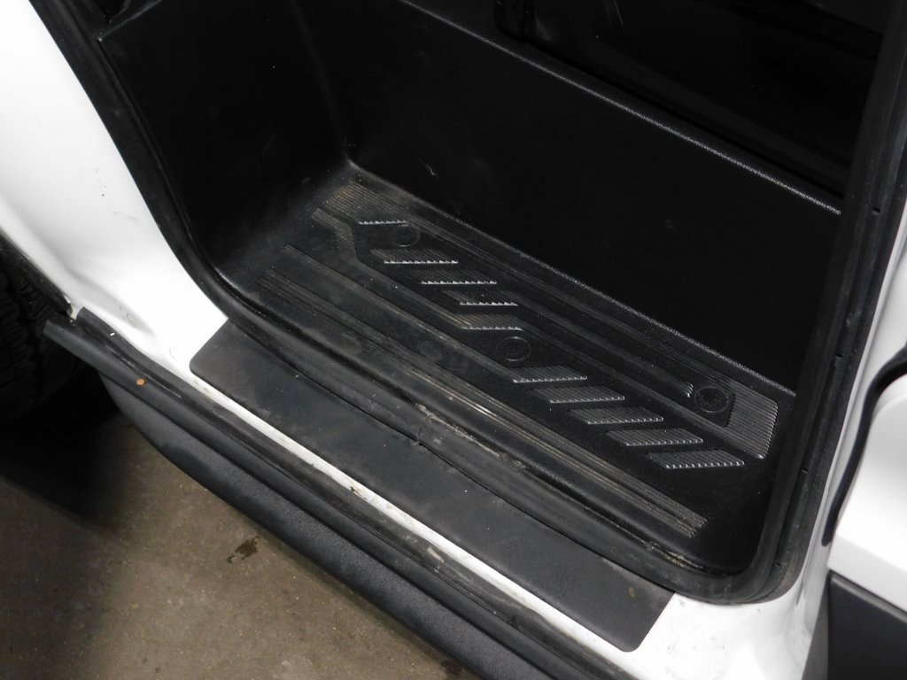 Used 2025 Ford Transit 250 148 High Roof w/ Load Area Protection Package image 39