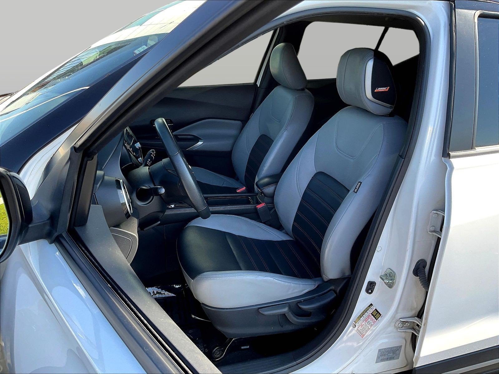 Certified 2021 Nissan Kicks SR w/ SR Premium Package FWD image 24